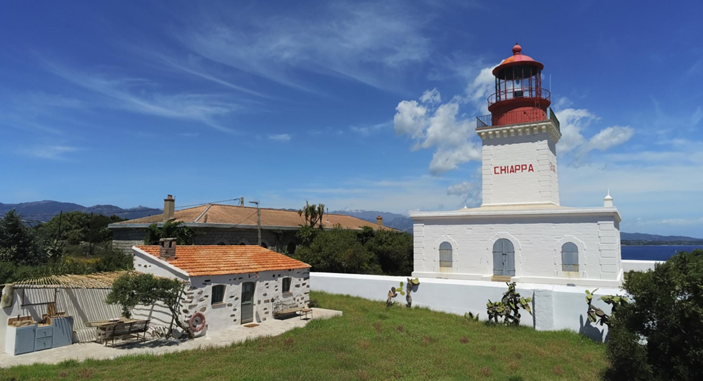 Extérieur Chambre du Phare de Chiappa - Domaine de Chiterbio - Porto-Vecchio - Corse